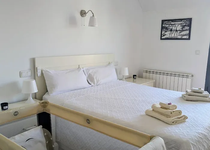 Puerta Del Noroeste * Бенавенте